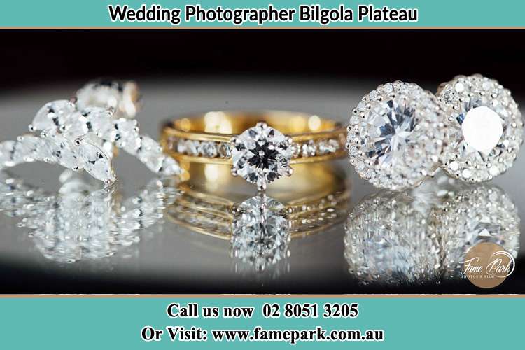 Photo of the Bride's cliff, ring and earrings Bilgola Plateau NSW 2107