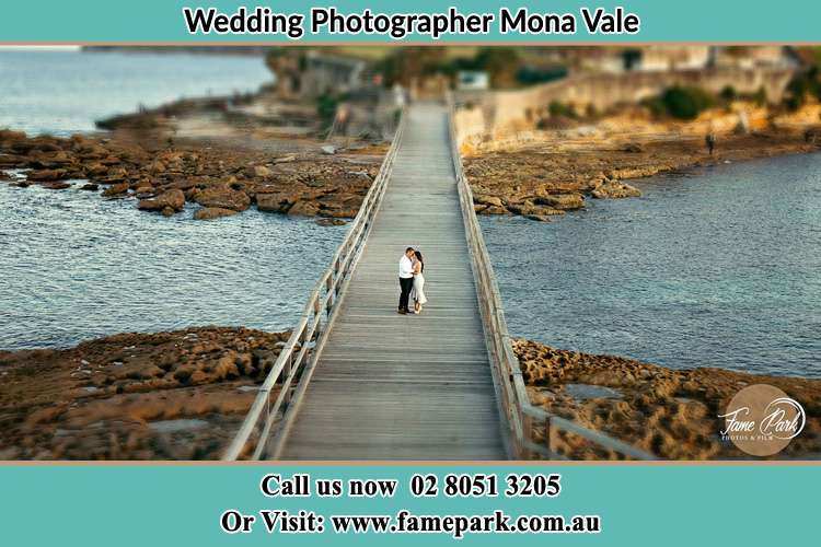 Photo of the Groom and the Bride at the Bridge Mona Vale NSW 2103