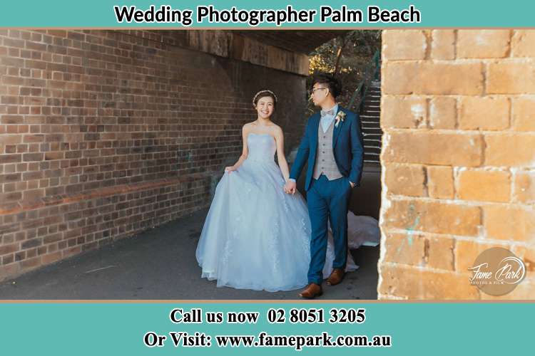 Photo of the Bride and the Groom walking Palm Beach NSW 2108